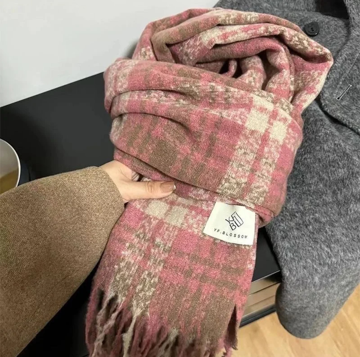 【直播301-400】时尚百搭秋冬季长款韩版围巾格纹保暖格子围脖披肩