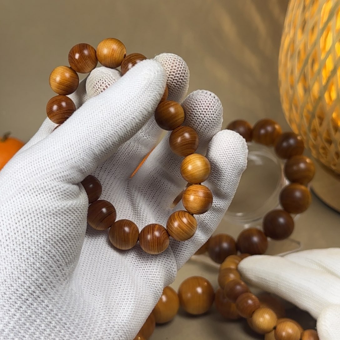 柏木（崖柏）M****e太行崖柏黑油1.2