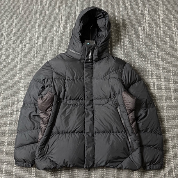 99新 MONCLER 拼接设计连帽拉链羽绒服/5码/1962