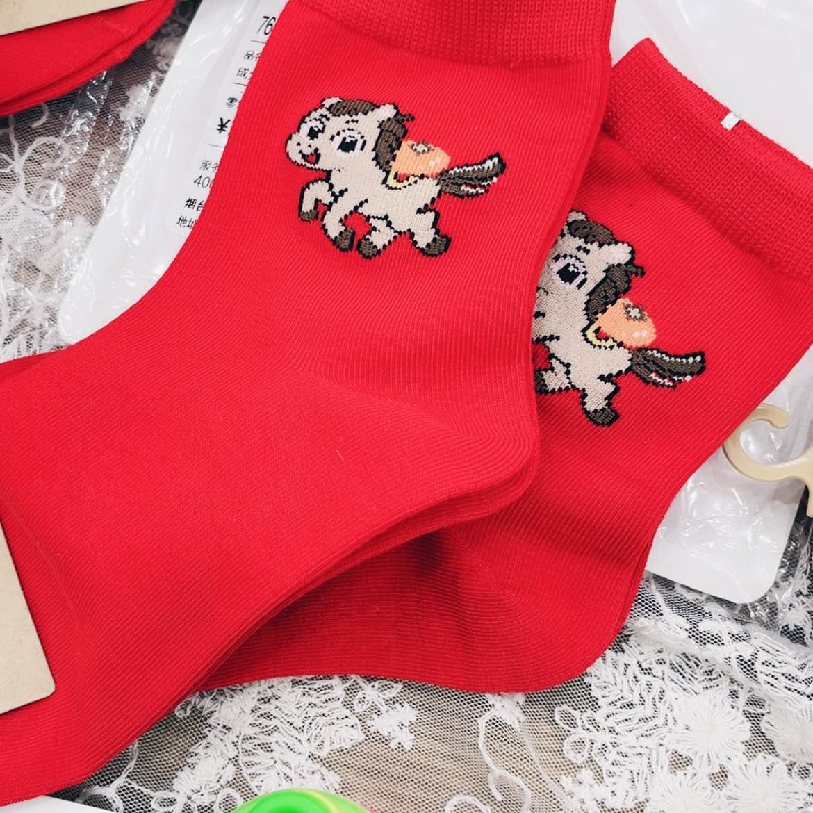 【闪购商品】黑**理袜子2双