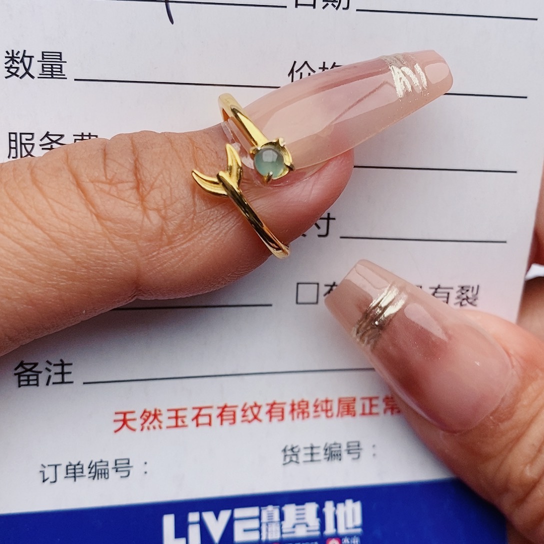 翡翠戒指银S925镶嵌戒指