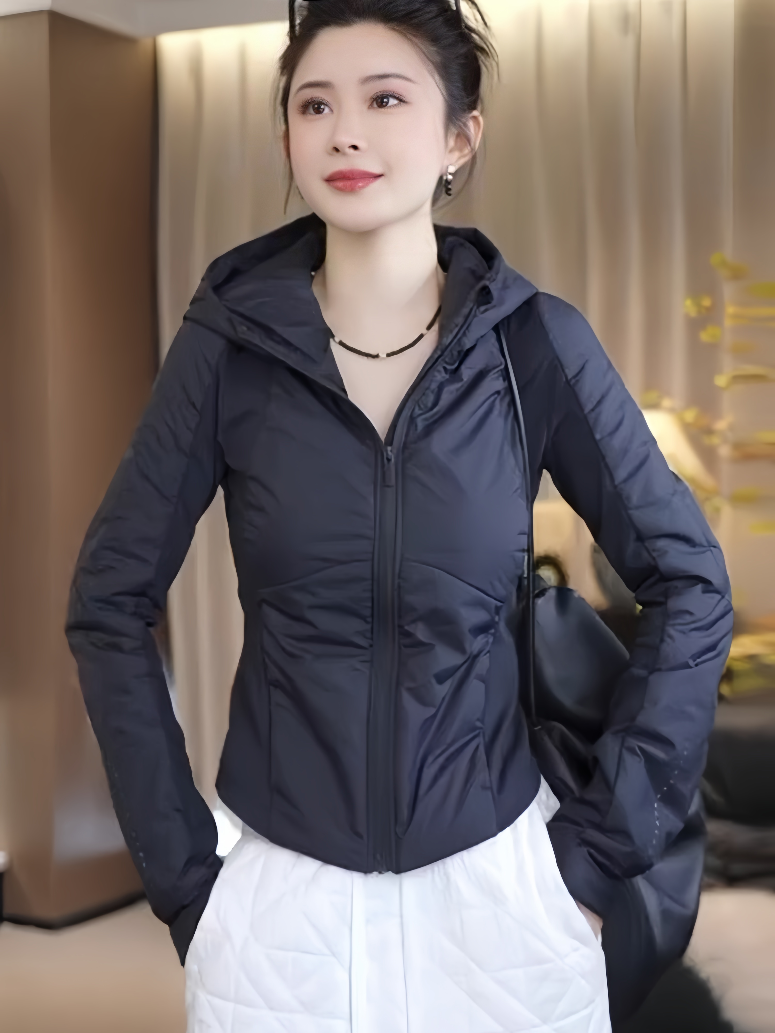 夹棉连帽短外套女2025秋冬新款修身气质小个子洋气轻薄夹克小棉袄