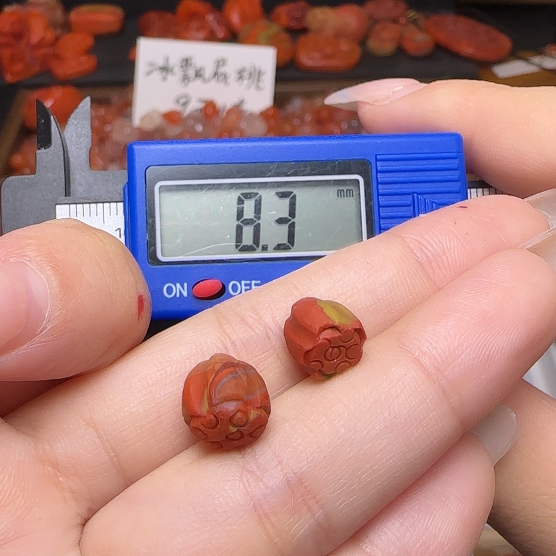 南红玛瑙未镶嵌颈饰