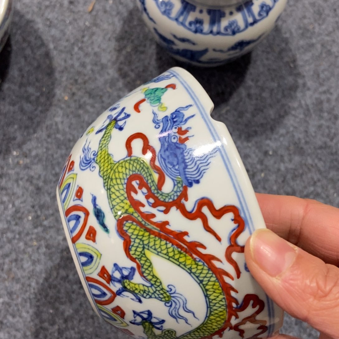 源思陶瓷有限公司