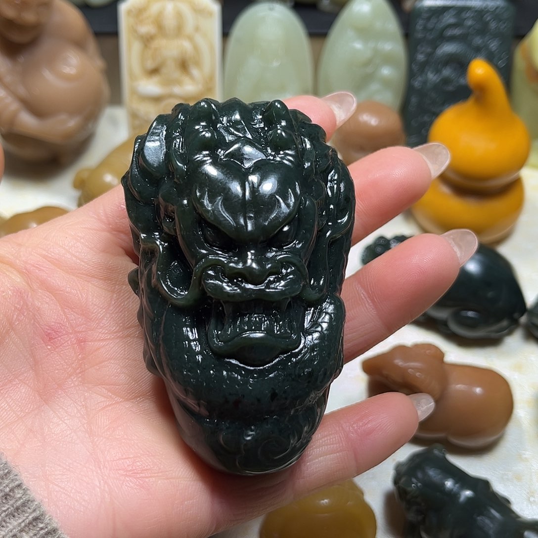 白玉菩提吊坠白玉菩提吊坠