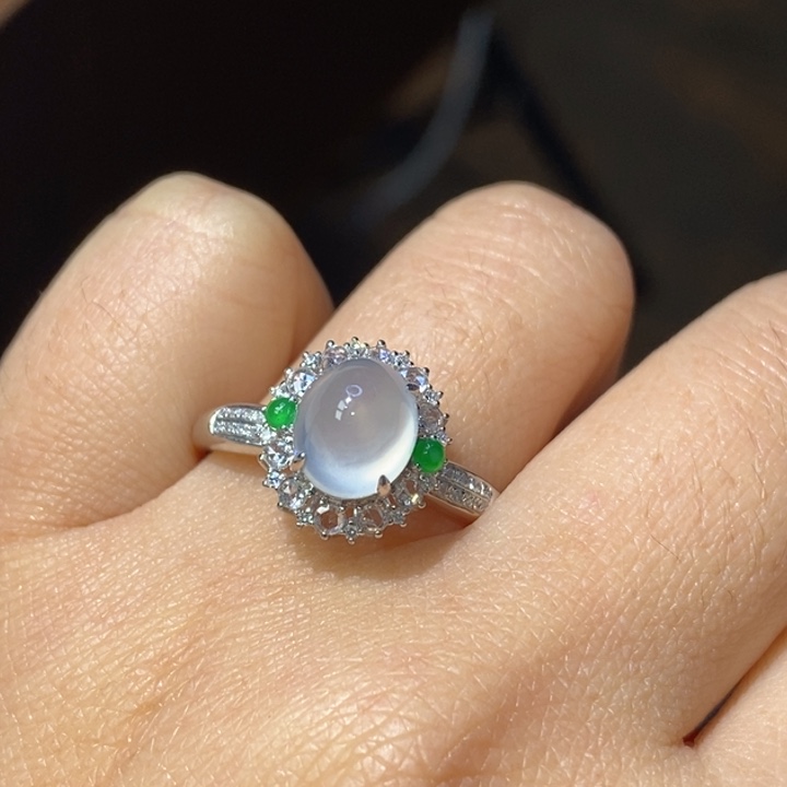 翡翠18K金镶嵌戒指