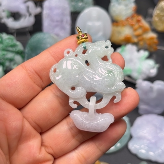 翡翠未镶嵌颈饰翡翠