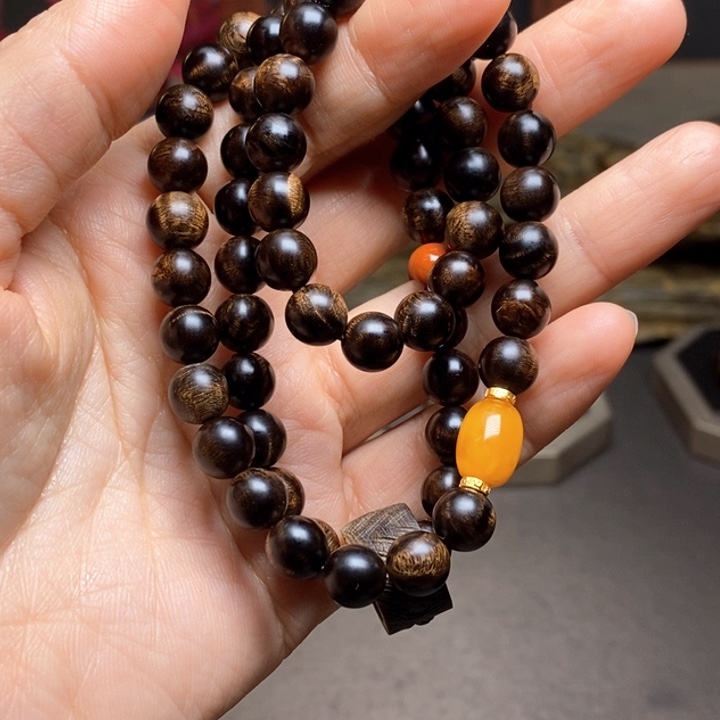 沉香手串越南芽庄白棋楠瘤疤0.8设计➕跑环沉香木雕设计