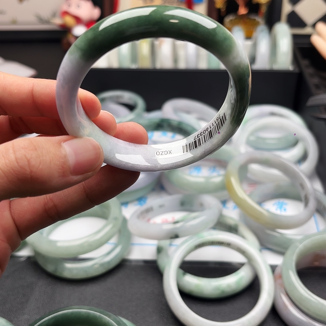 翡翠未镶嵌手镯58 99 