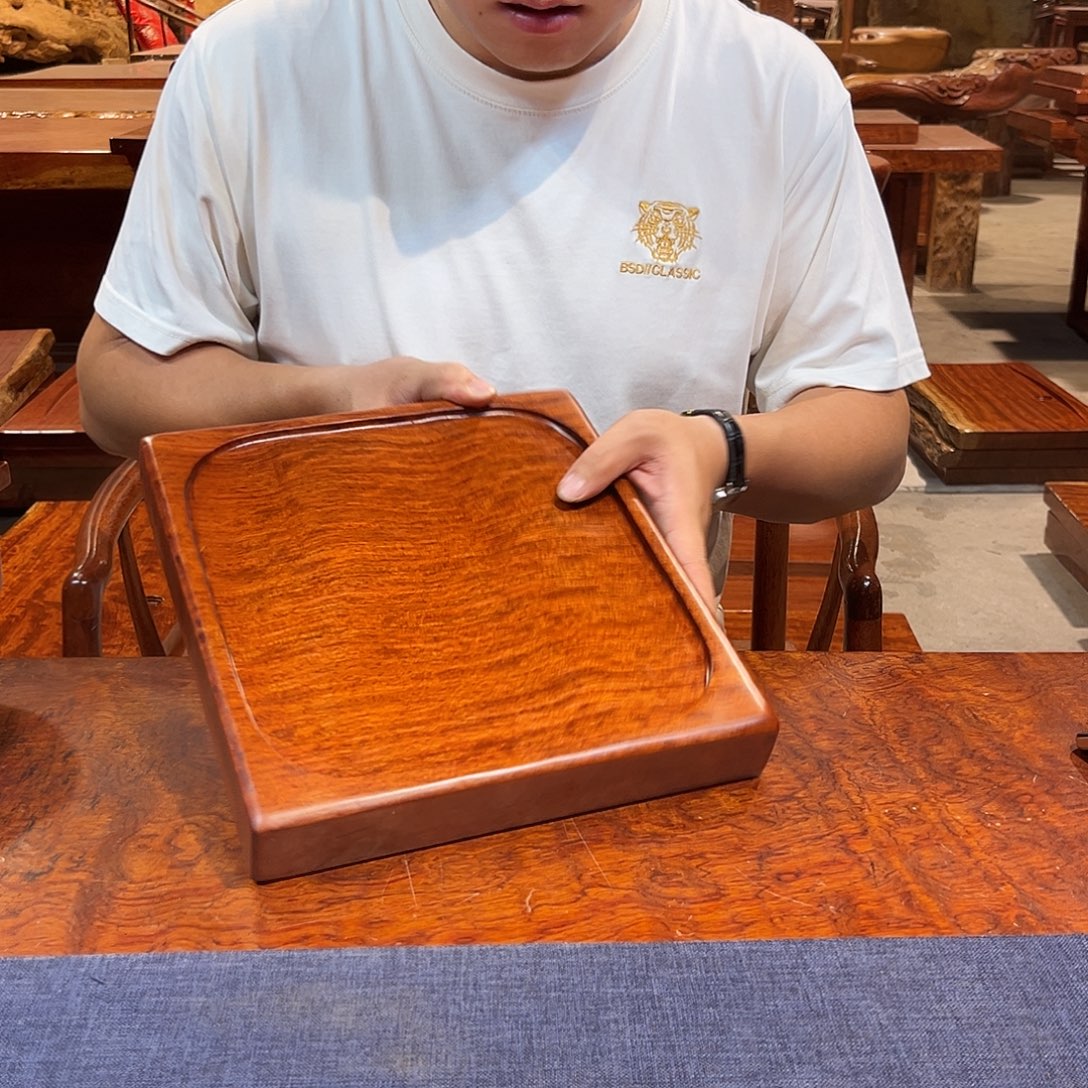 玉木（非红木类）巴花学名古夷苏木
