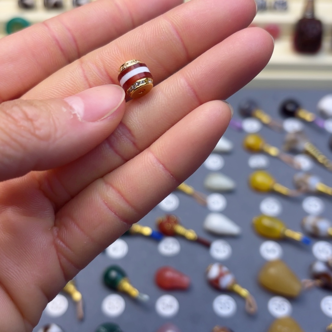 玛瑙/玉髓隔珠未镶嵌瑕疵款瑕疵款