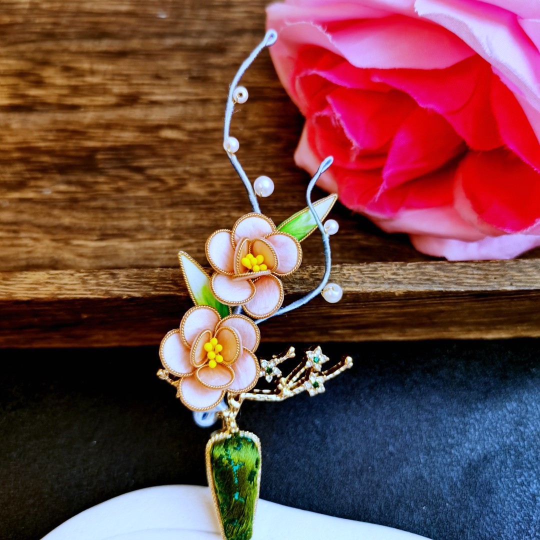 铜合金胸针 289 非遗手作花瓶绒花胸针