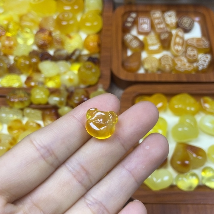 橄榄核吊坠小熊头14