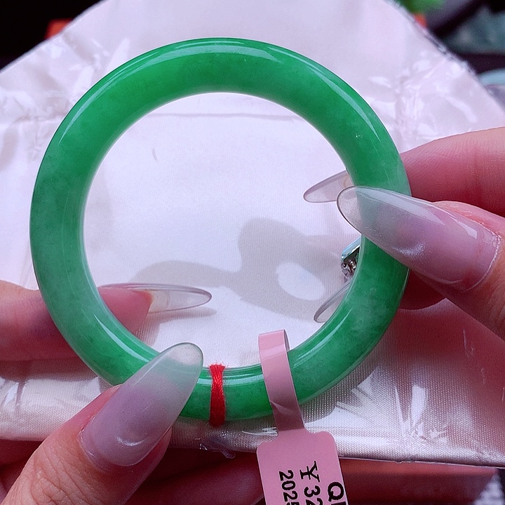 每***）翡翠未镶嵌手镯翡翠定金