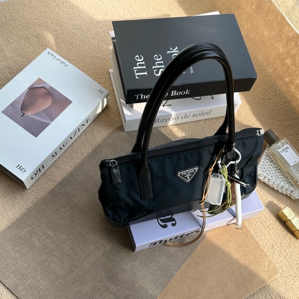 95新 Prada/普拉达 上海自播/普拉达单肩包