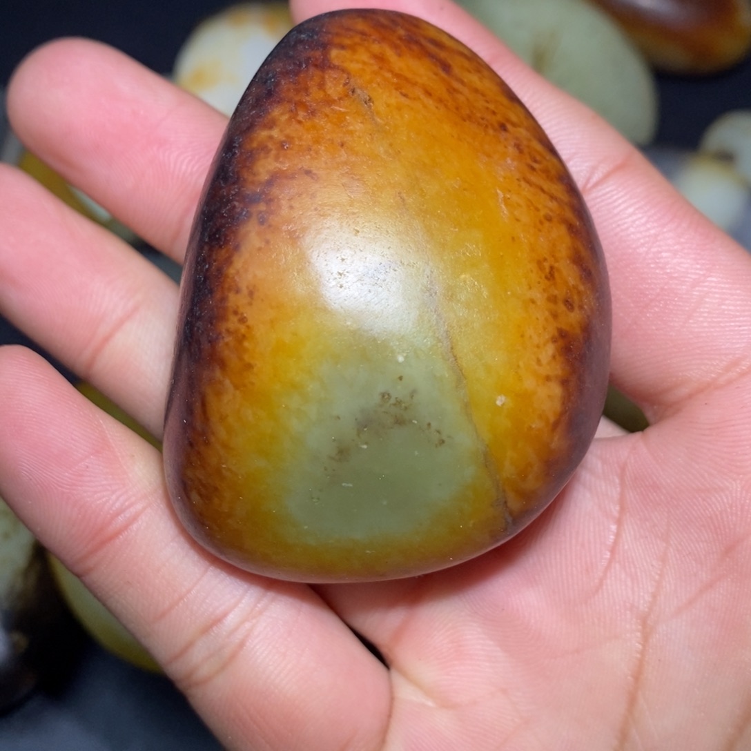 和田玉未镶嵌珠宝奇石