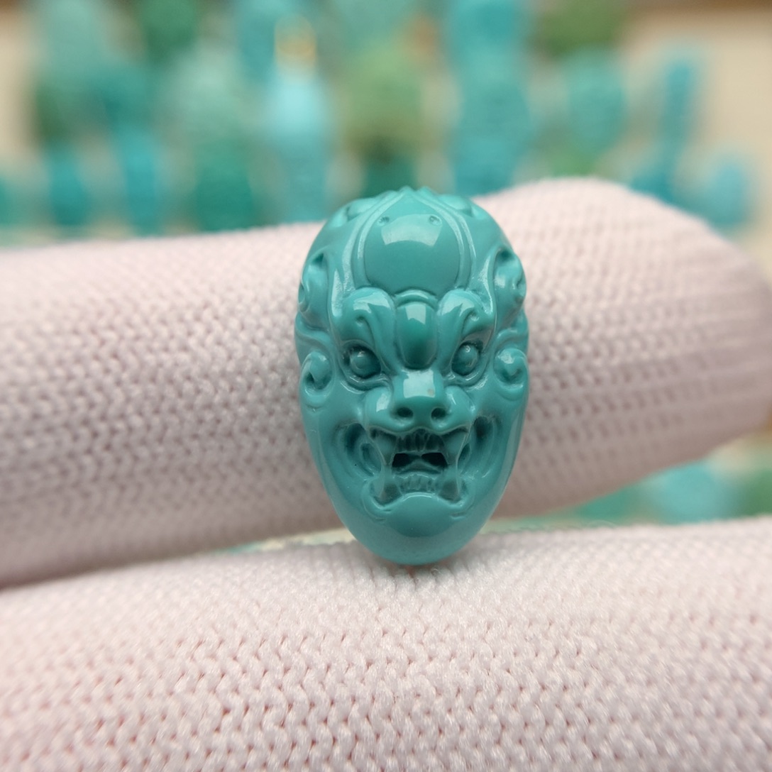 绿松石配饰未镶嵌