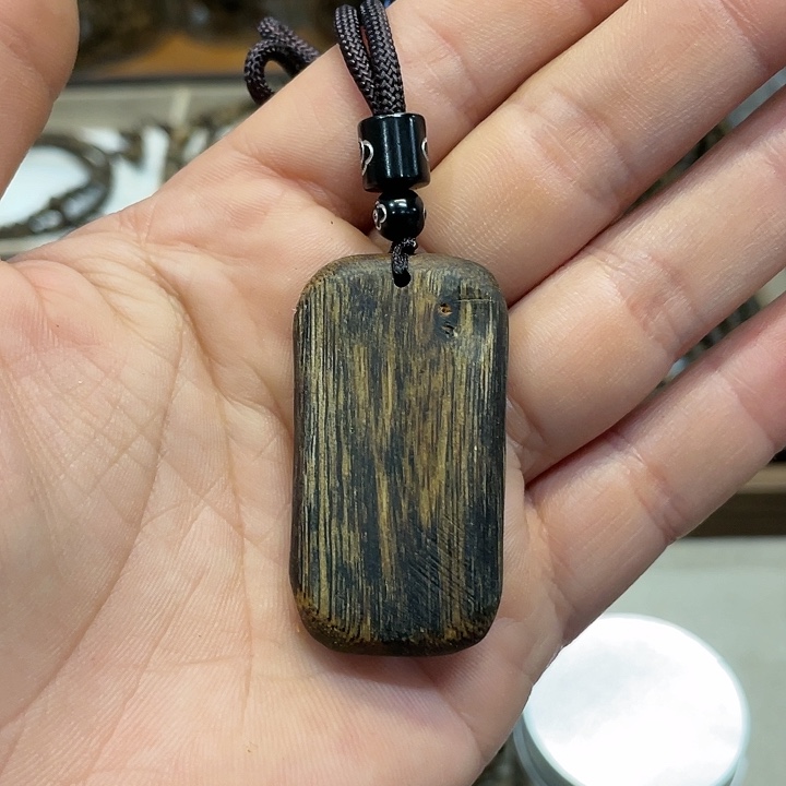 沉香吊坠奇楠挂件红油老料