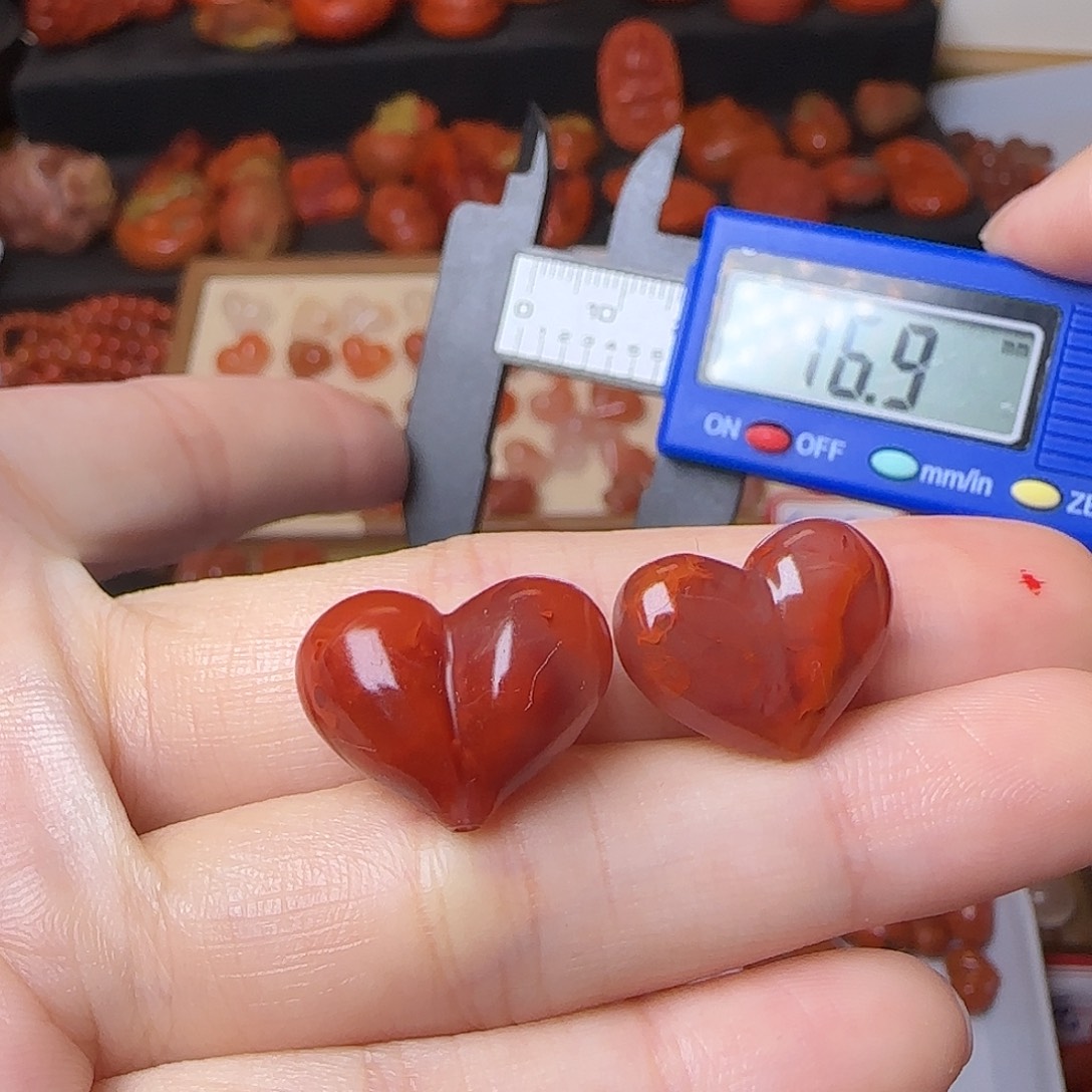 南红玛瑙未镶嵌颈饰