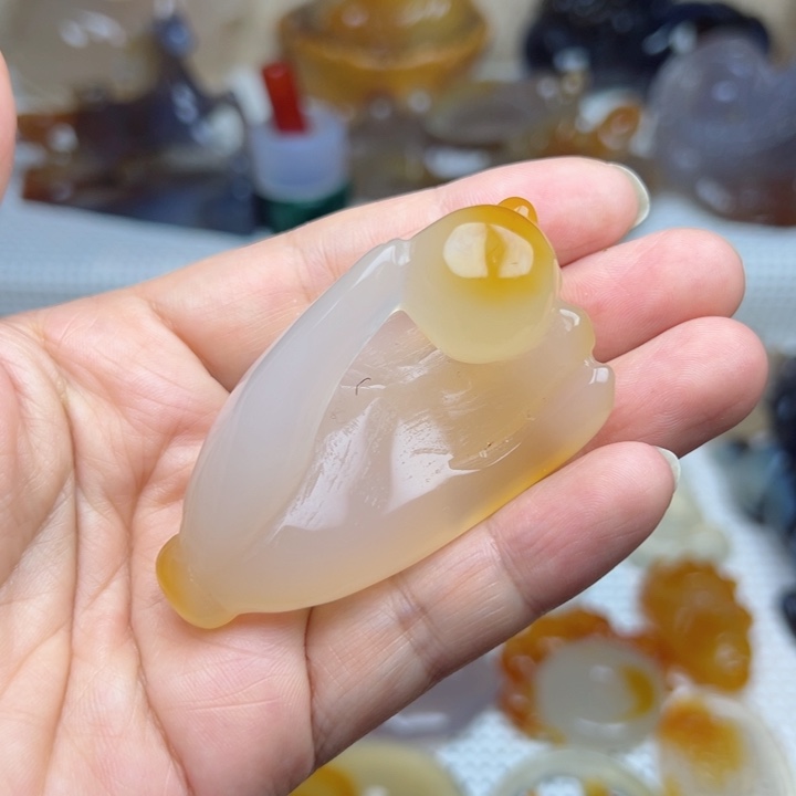 未镶嵌玛瑙/玉髓珠宝奇石