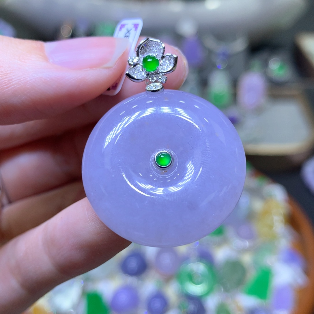 【闪购商品】翡翠颈饰18K金镶嵌翡翠吊坠项链