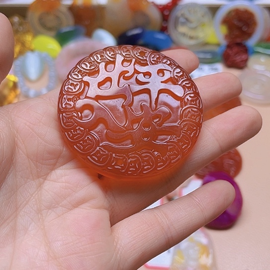 玛瑙/玉髓未镶嵌颈饰奇*