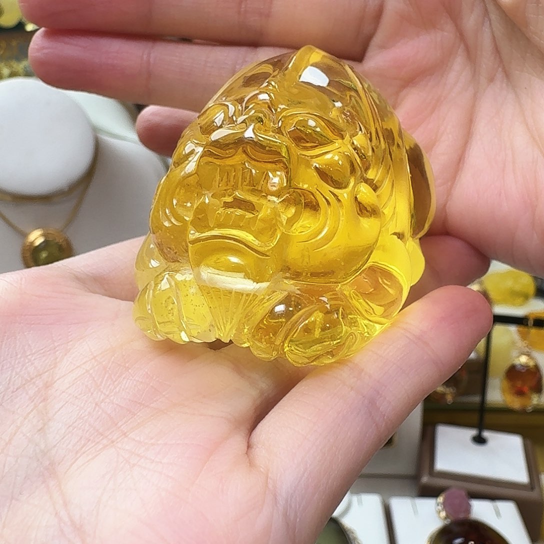 琥珀未镶嵌颈饰吊坠