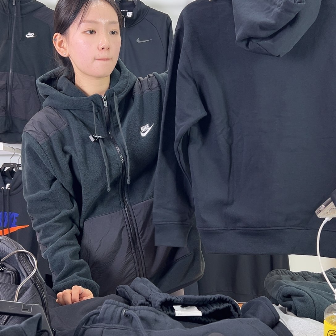 7339黑色卫衣2XL码170-190斤不退换