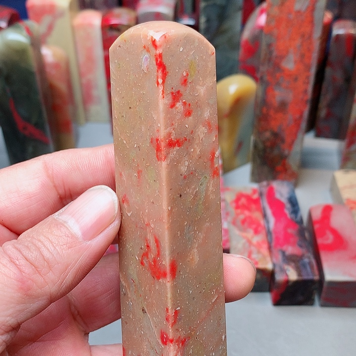 昌化石昌化鸡血石