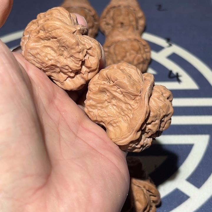 文玩核桃把件双胞胎