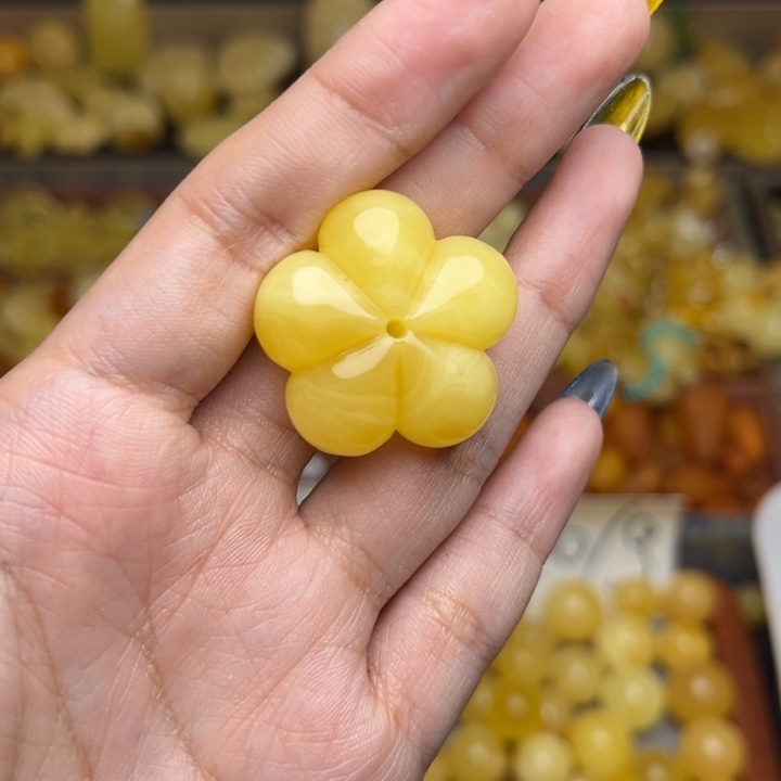 蜜蜡未镶嵌珠宝奇石187-天然蜜蜡满蜡五瓣花