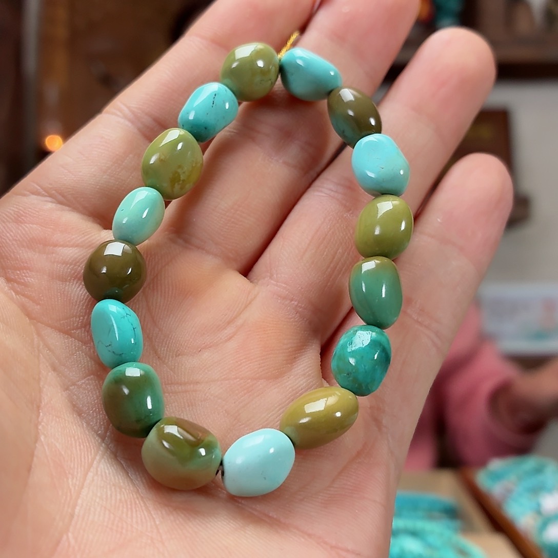 未镶嵌绿松石珠宝奇石