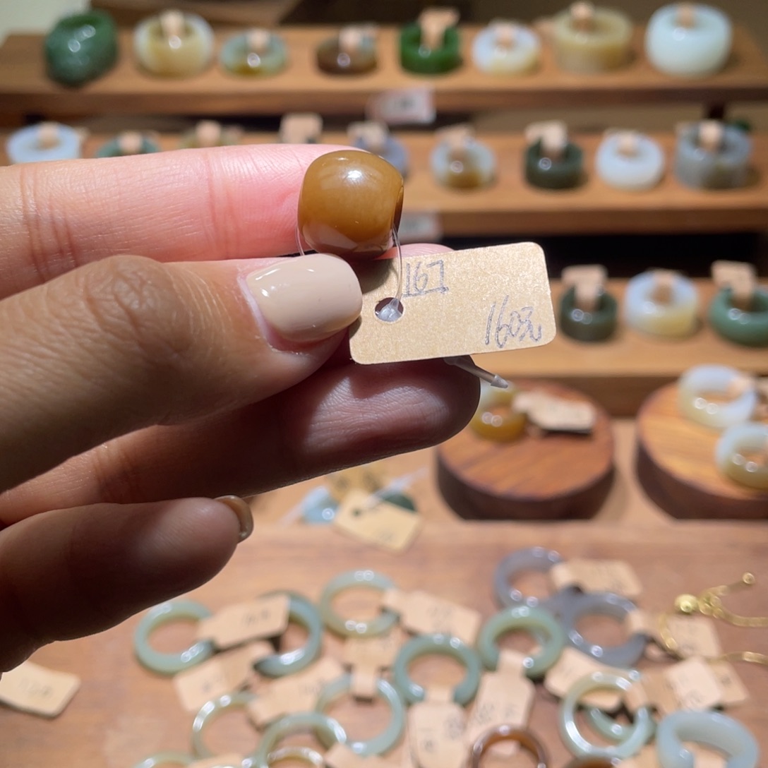 和田玉颈饰未镶嵌167