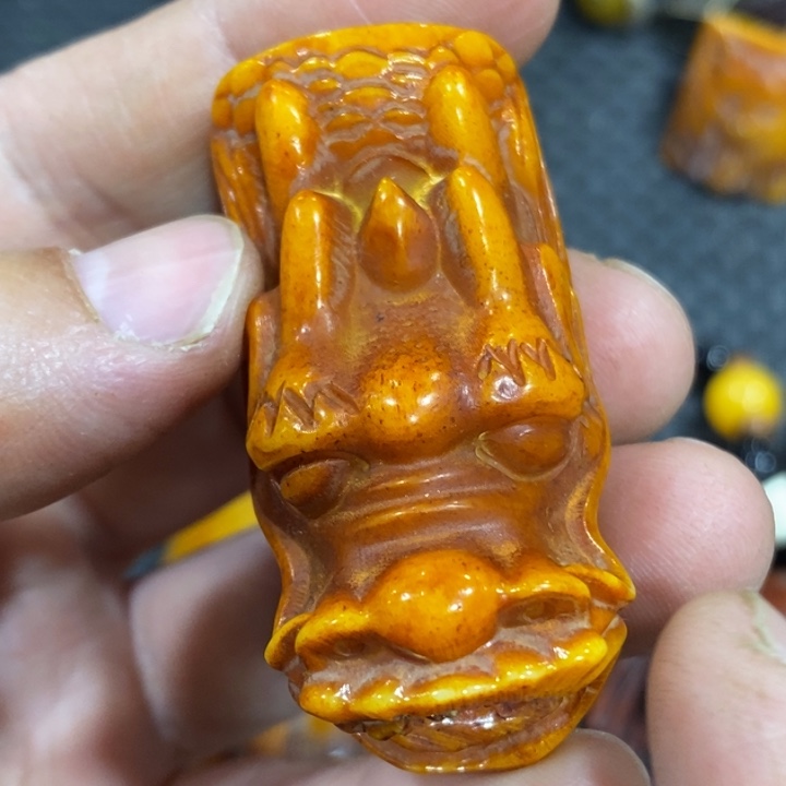 滴血莲花菩提吊坠
