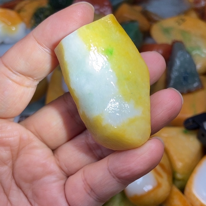 翡翠未镶嵌挂件缅甸翡翠