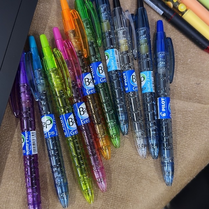 百樂寶特瓶彩幹繽紛黑筆套裝1111