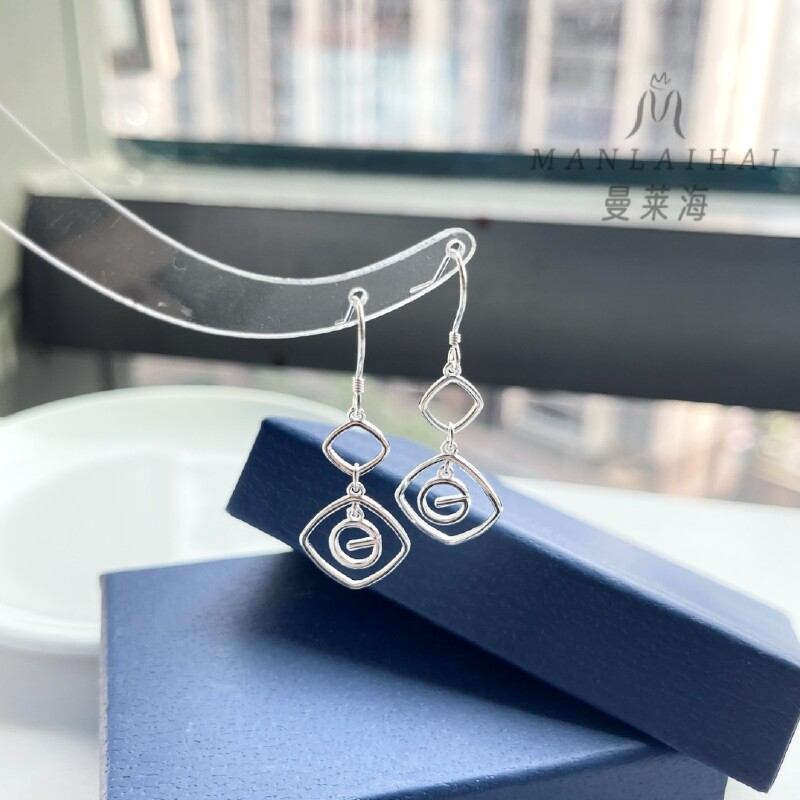 足银耳饰 时尚e字菱形耳钩气质精美耳吊轻奢礼物节日手工女秋冬
