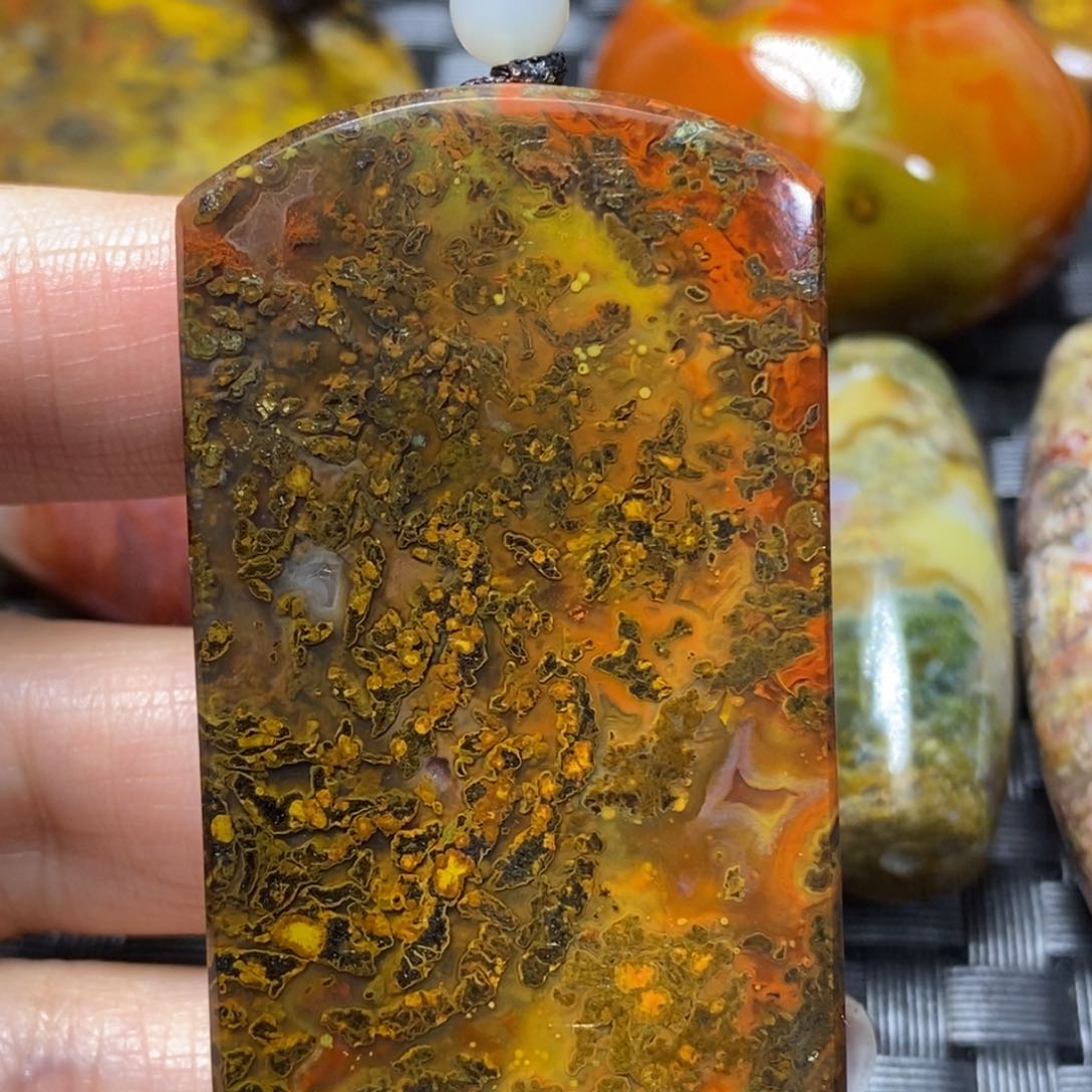 玛瑙/玉髓颈饰未镶嵌