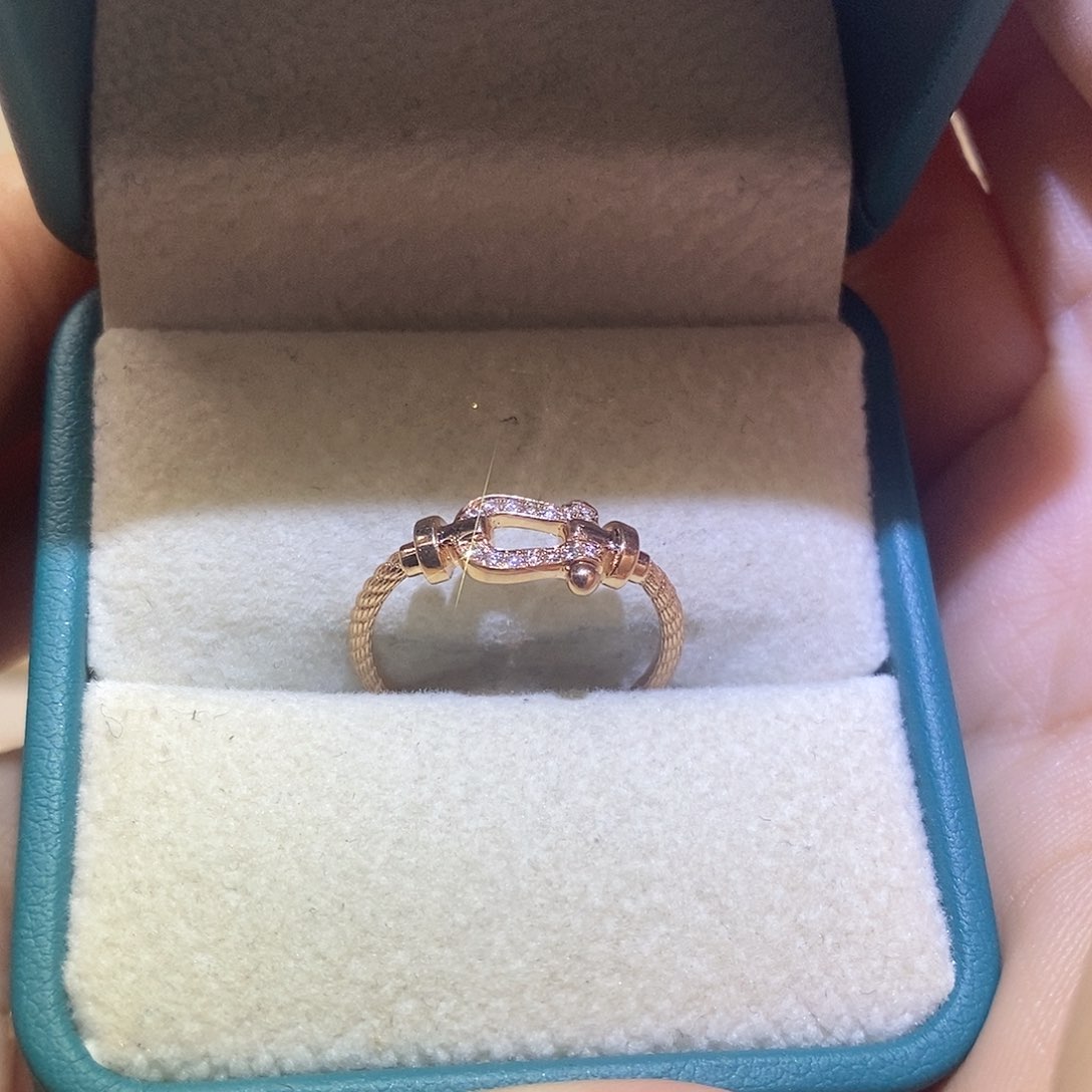 钻石戒指/指环18K金镶嵌开**魚小马蹄戒指k玫14