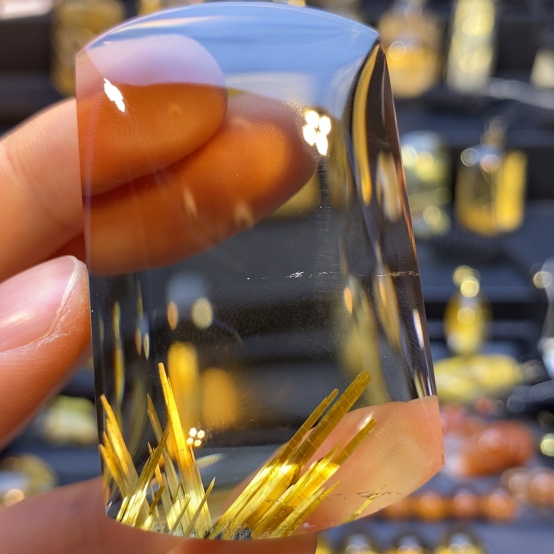 水晶未镶嵌颈饰钛晶聚宝盆无事牌