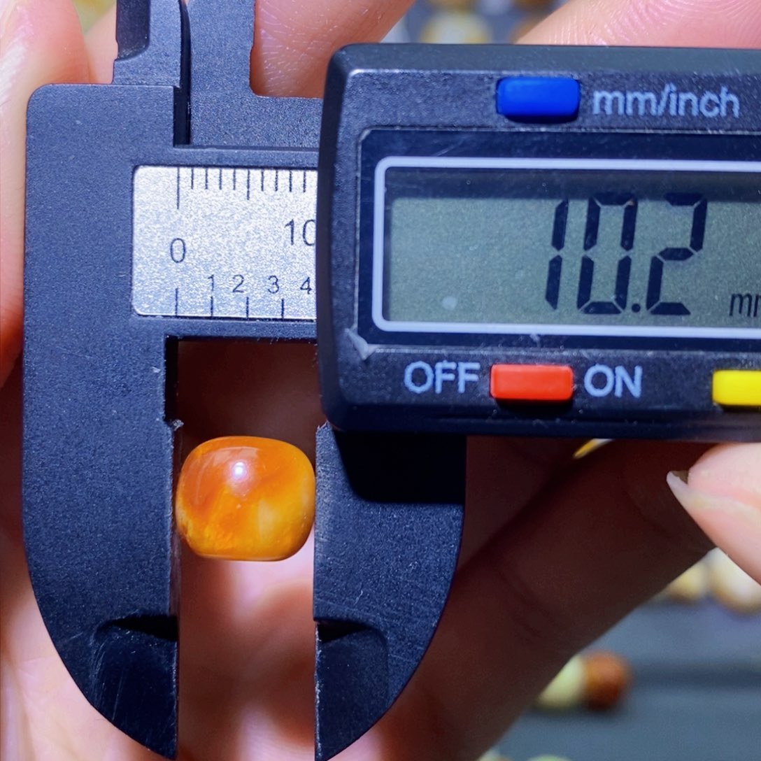 琥珀裸石未镶嵌琥珀蜜蜡