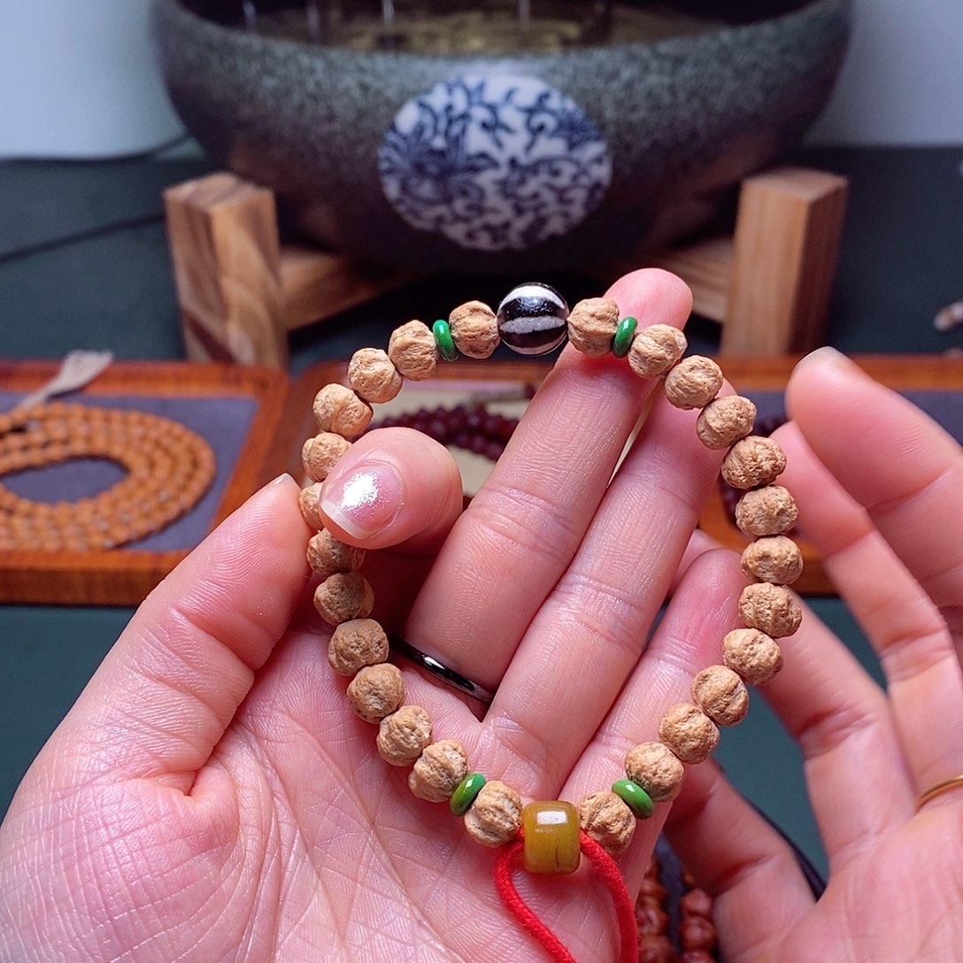 柏香籽/百香籽吊坠148莲花