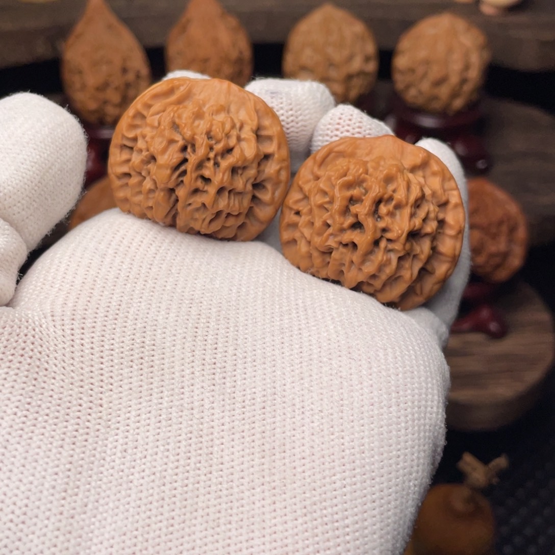 文玩核桃把件秦岭秦闷33