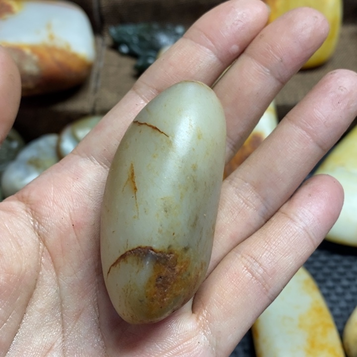 和田玉（糖玉）未镶嵌车挂