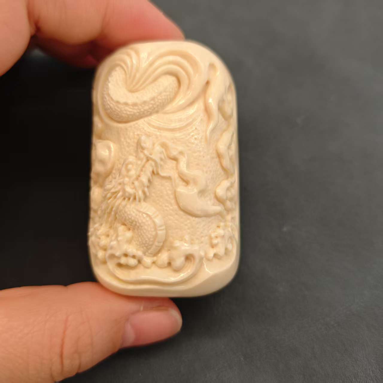 A00117 观音 猛犸牙 工艺品