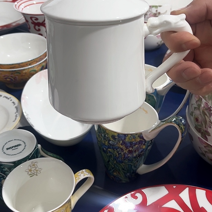 碗纯白微瑕茶漏杯龙把手