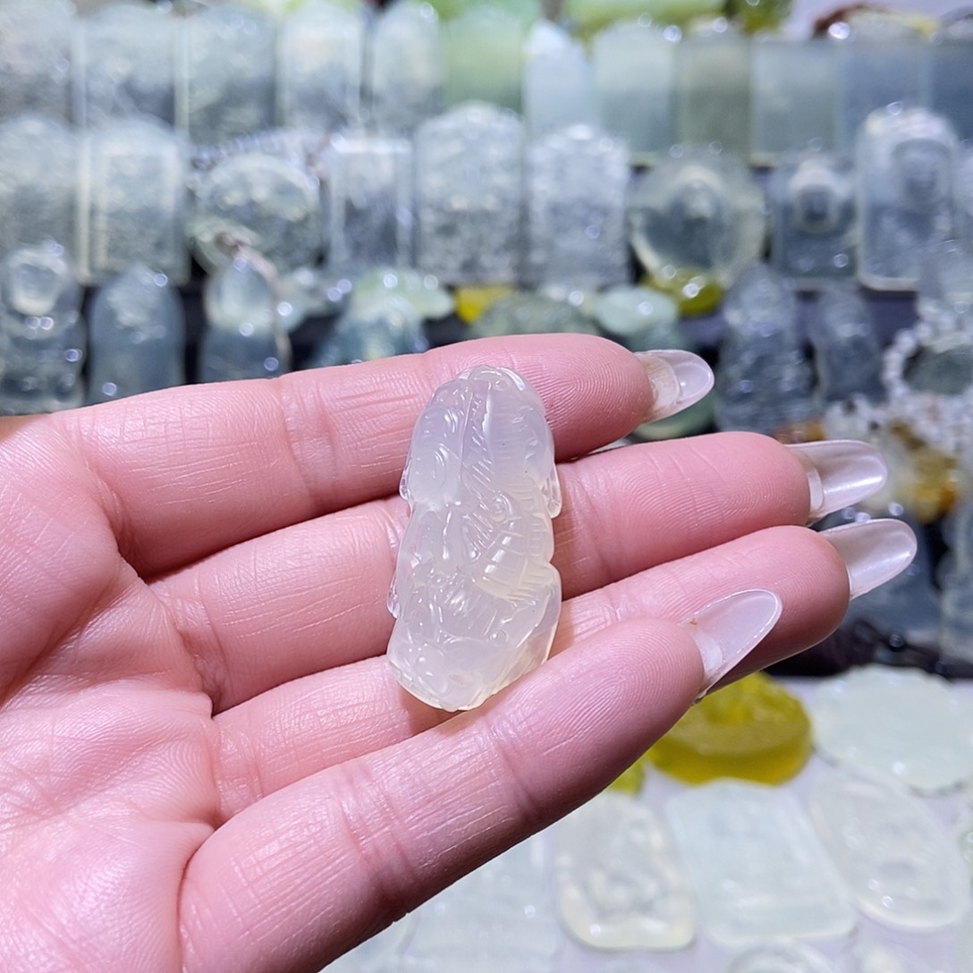 岫玉吊坠未镶嵌吊坠