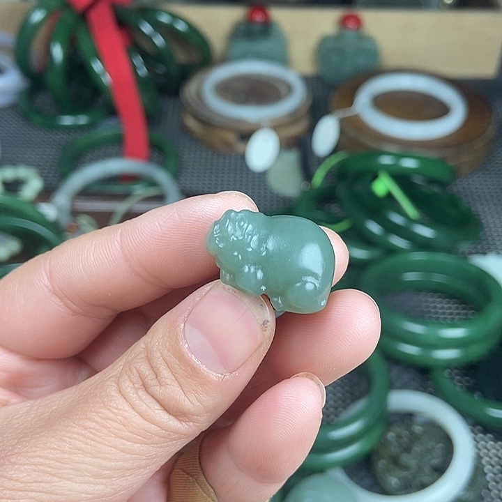 和田玉未镶嵌包链