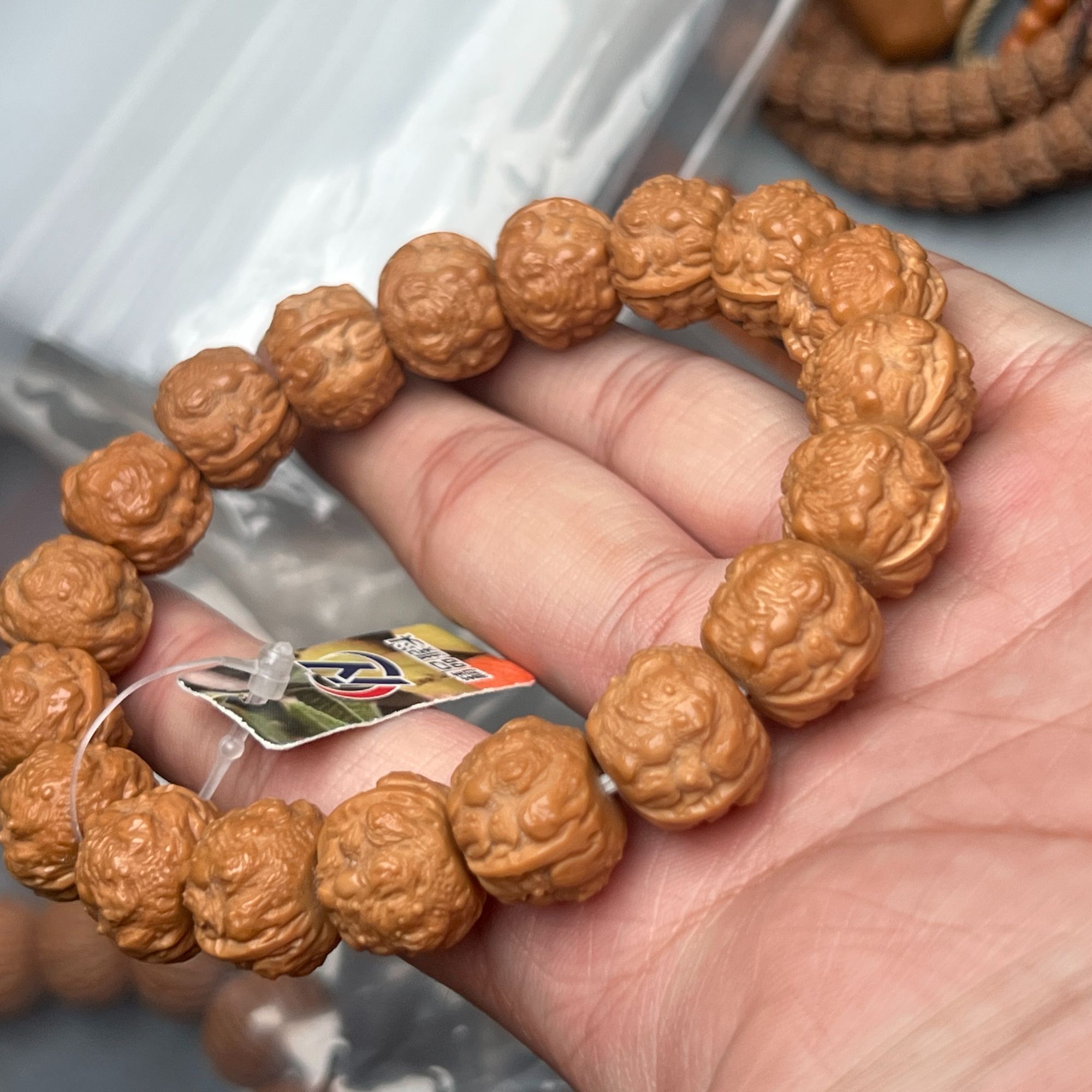 猴头半手工雕刻金蟾王手串15mm