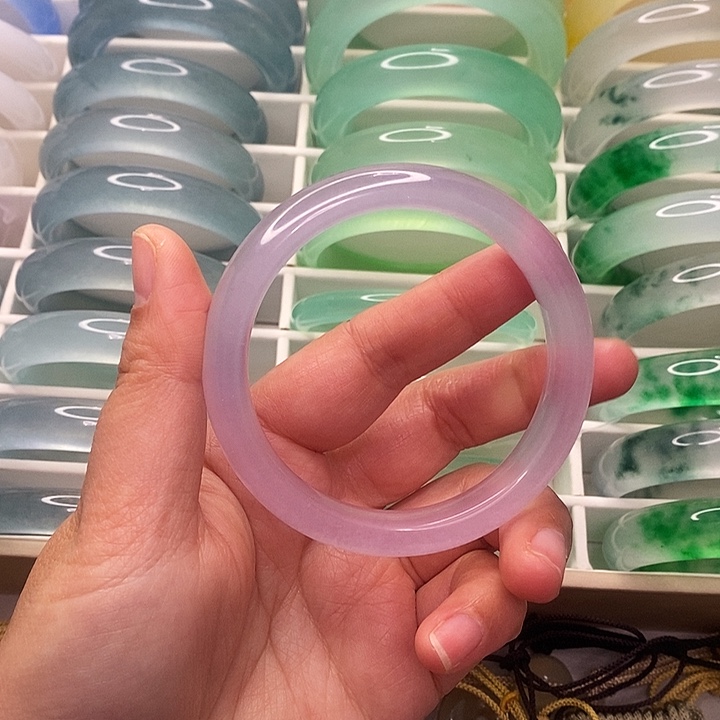 石英质玉未镶嵌手镯